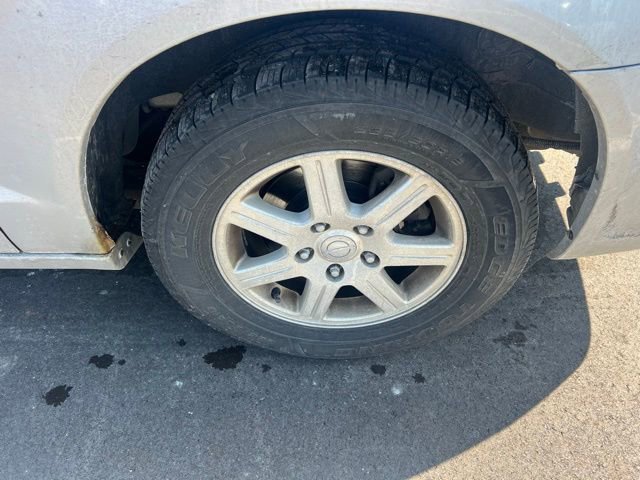 Used 2011 Chrysler Town & Country Touring image 8