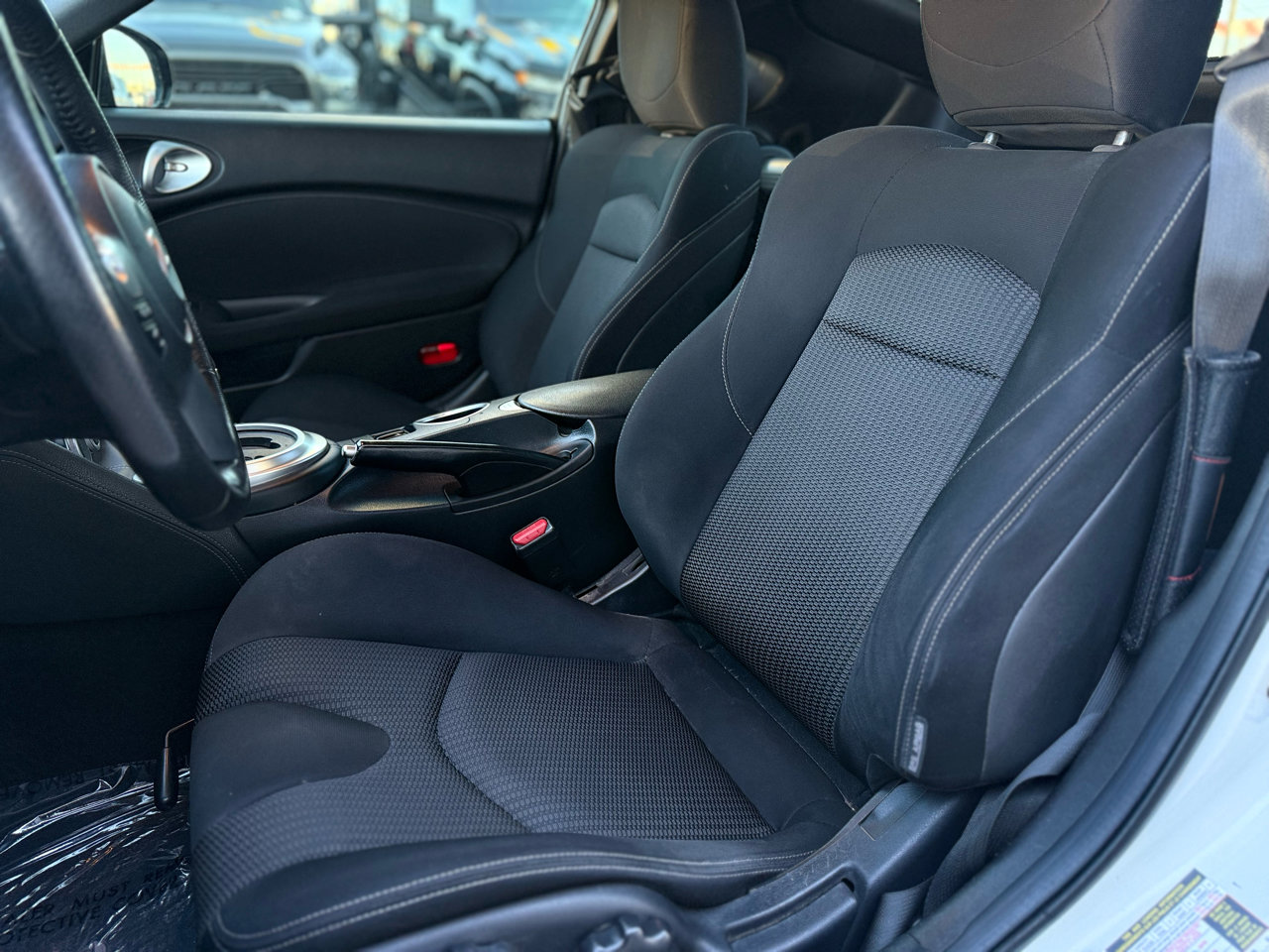 Used 2020 Nissan 370Z Coupe image 10