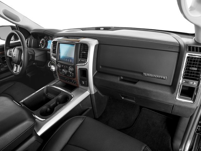 Used 2016 RAM 1500 Laramie w/ Convenience Group AWD/4WD image 18