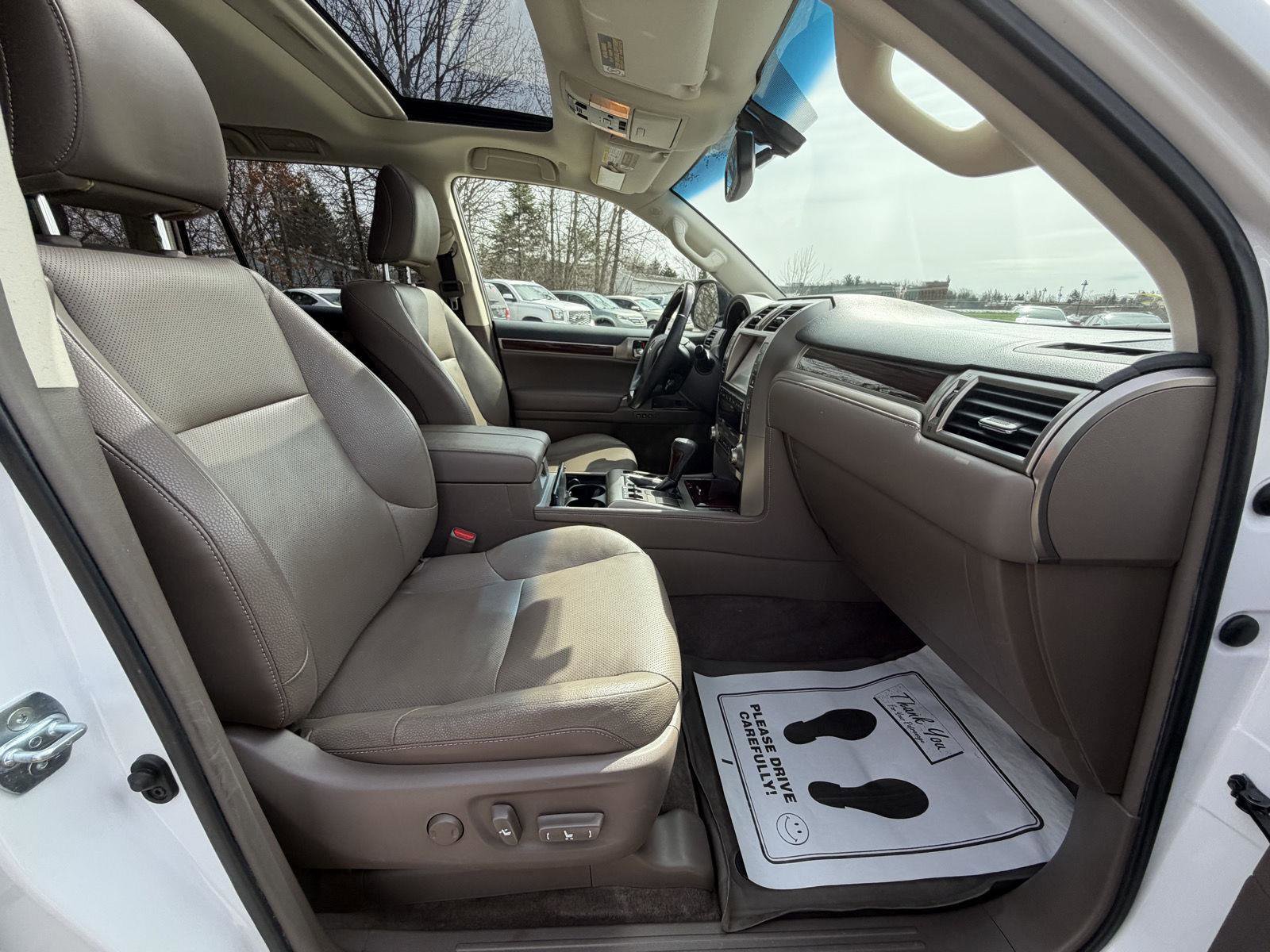 Used 2019 Lexus GX 460 Premium image 33