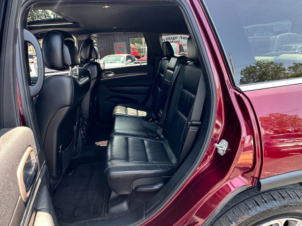 Used 2016 Jeep Grand Cherokee Limited image 18