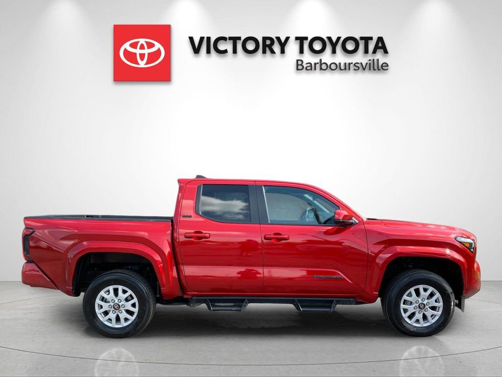 Used 2024 Toyota Tacoma SR5 AWD/4WD image 6