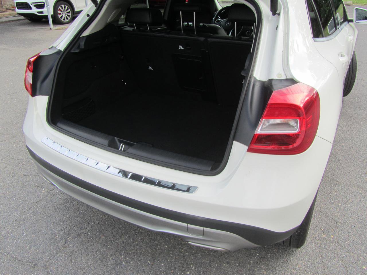 Used 2015 Mercedes-Benz GLA 250 4MATIC image 20