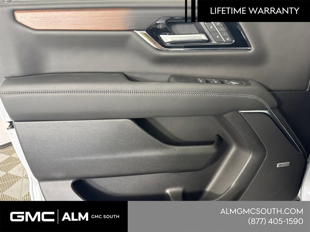 New 2026 GMC Yukon XL Denali w/ Denali Reserve Package image 12