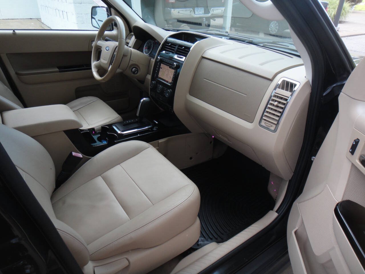 Used 2011 Ford Escape Limited w/ 302A Rapid Spec Order Code AWD/4WD image 12