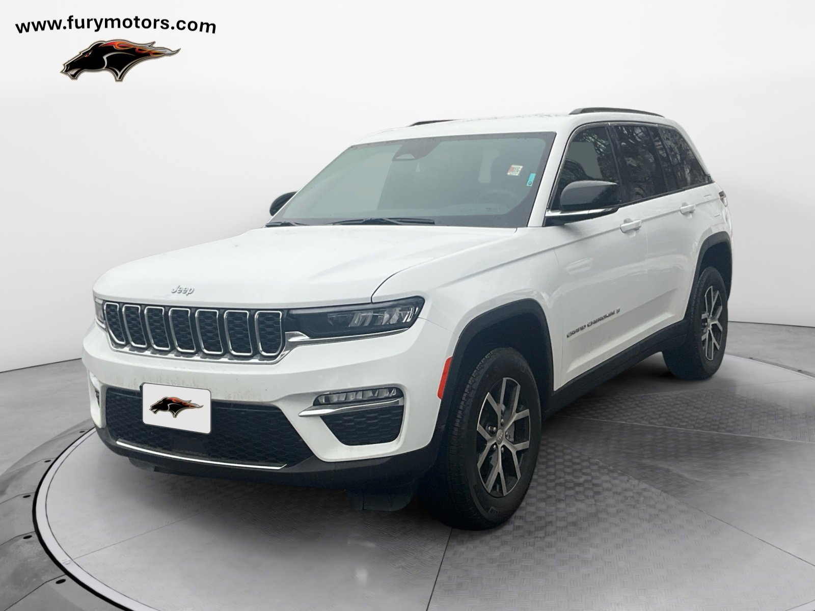Used 2025 Jeep Grand Cherokee Limited image 7