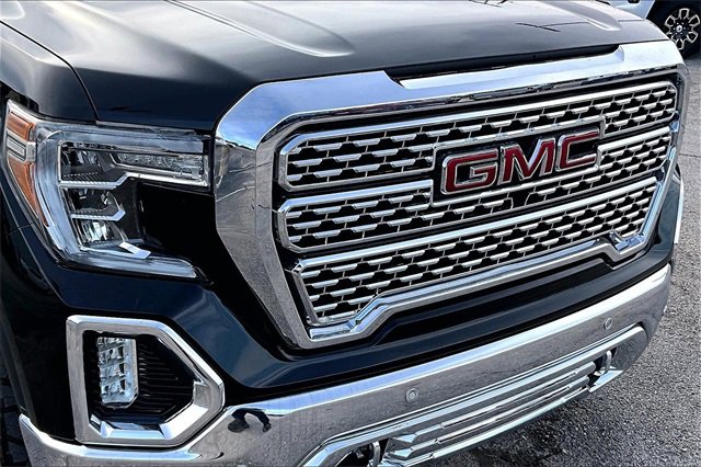 Used 2019 GMC Sierra 1500 SLT w/ SLT Premium Plus Package image 34