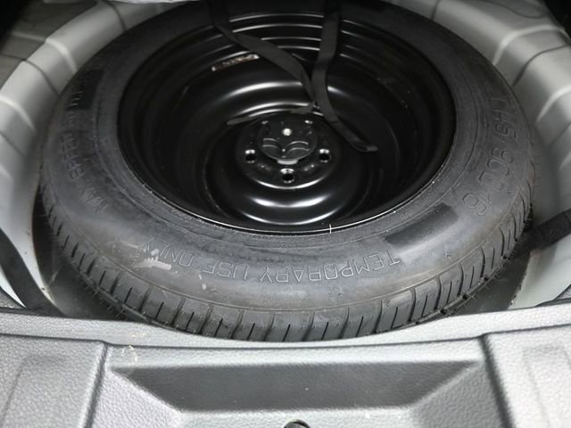 Used 2018 Nissan Rogue S image 16