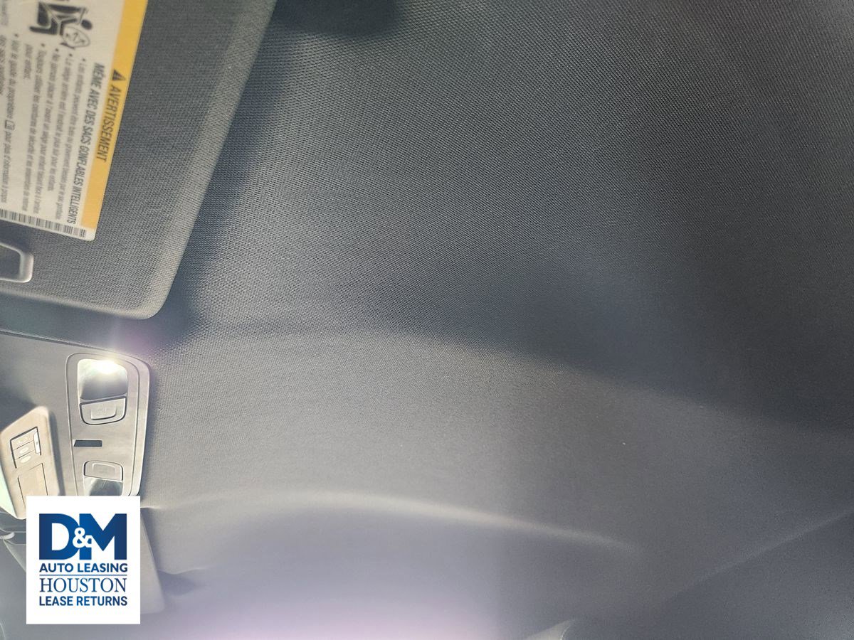 Used 2020 Chevrolet Camaro LT image 32