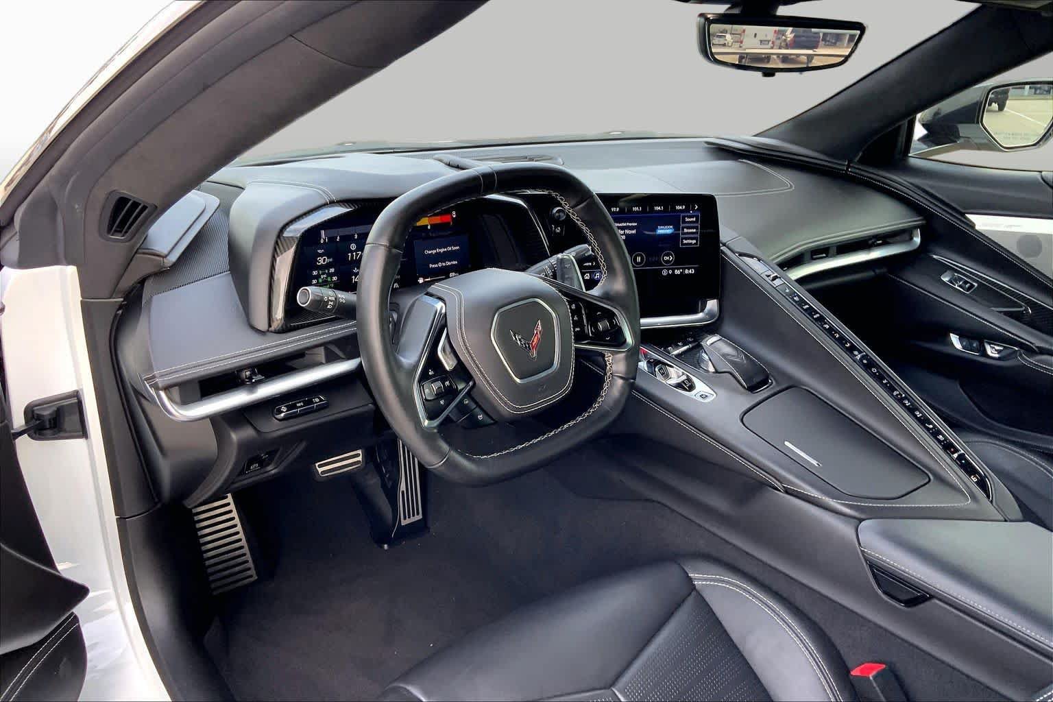 Used 2021 Chevrolet Corvette Stingray Premium Cpe w/ Z51 Performance Package RWD image 14