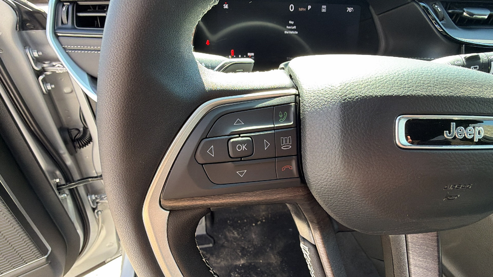 New 2026 Jeep Grand Cherokee Limited AWD/4WD image 23