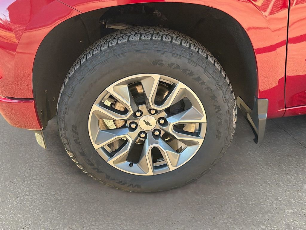 Used 2024 Chevrolet Silverado 1500 RST w/ Z71 Off-Road Package image 40