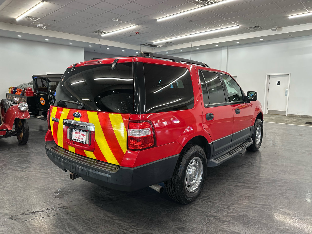 Used 2011 Ford Expedition XL w/ Fleet Convenience Pkg image 5