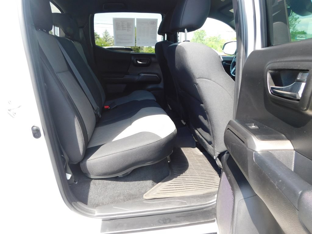 Used 2023 Toyota Tacoma TRD Sport AWD/4WD image 23