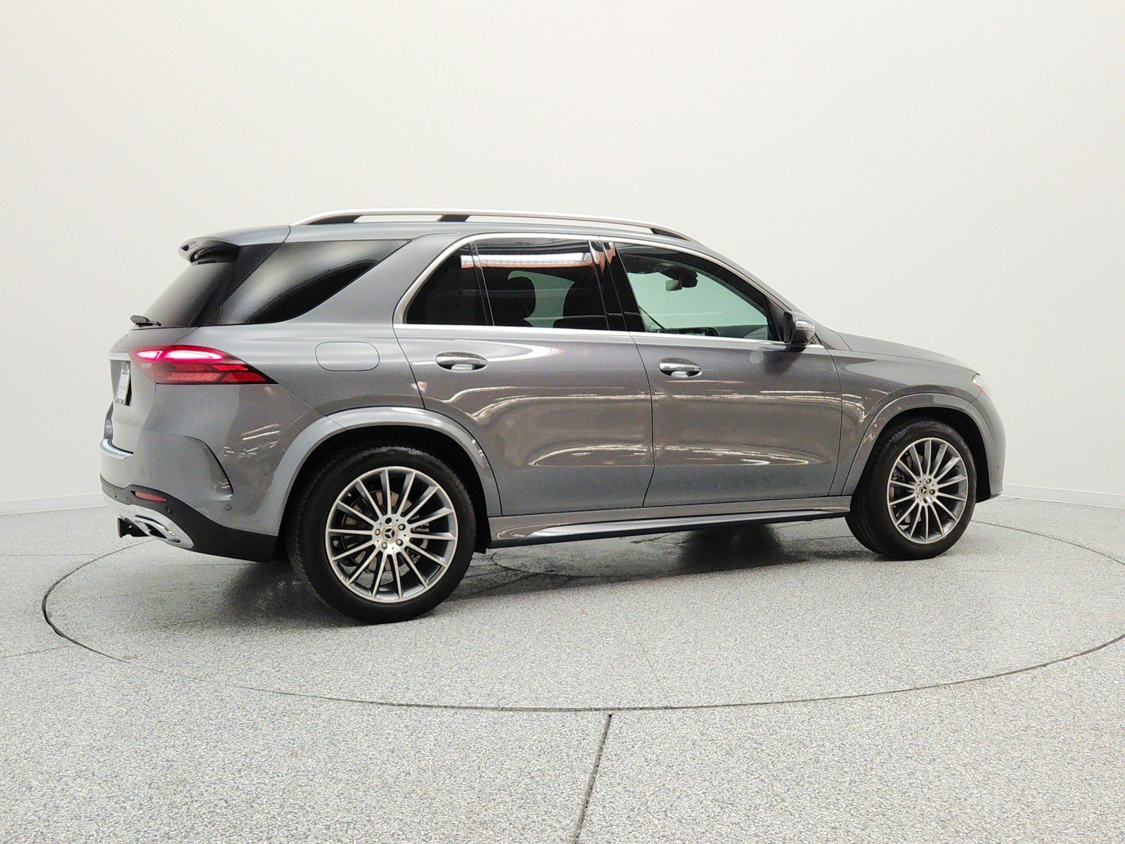 Certified 2025 Mercedes-Benz GLE 350 4MATIC image 5