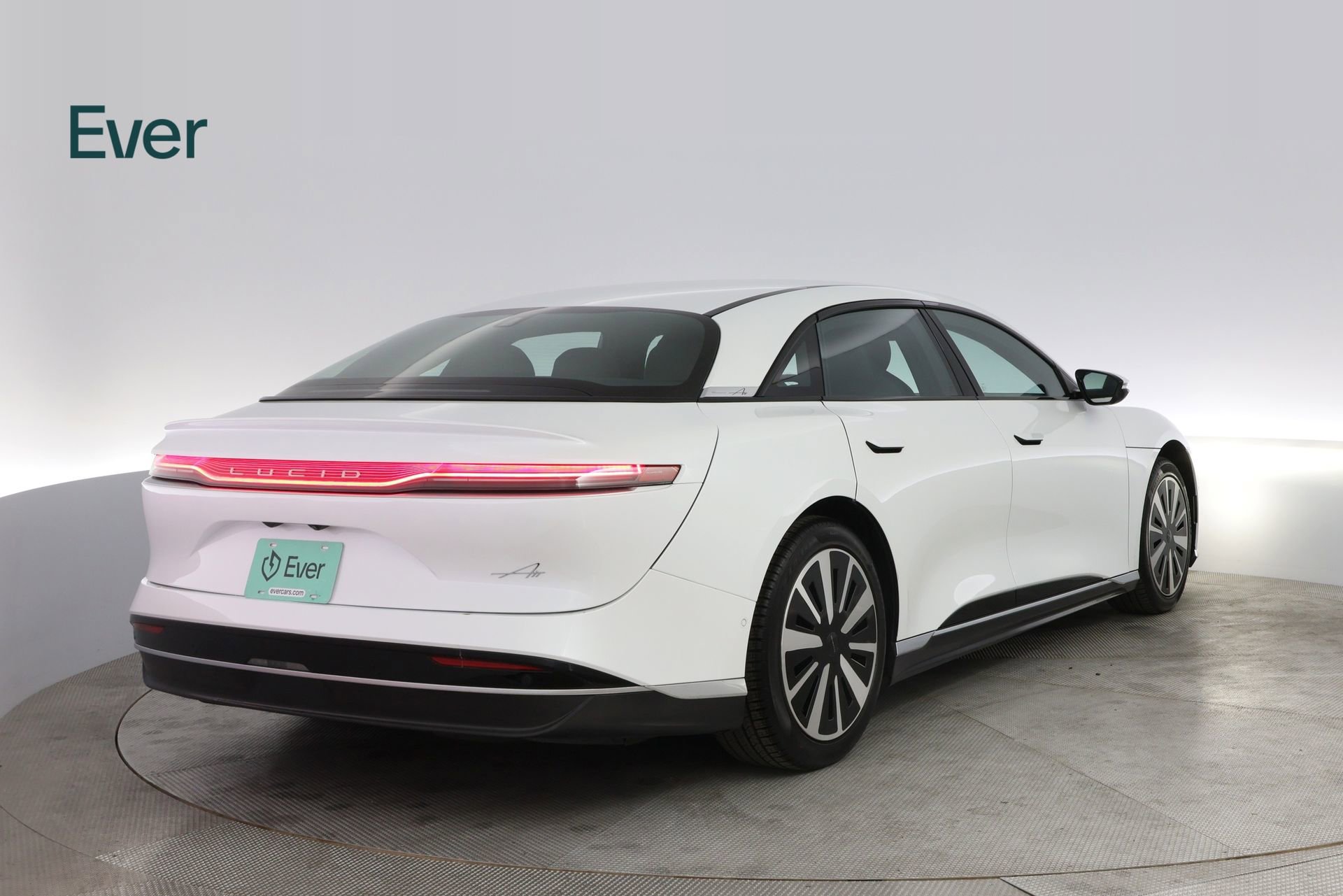 Used 2023 Lucid Air Pure AWD/4WD image 3