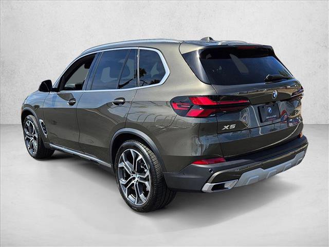 Used 2026 BMW X5 xDrive40i w/ Climate Comfort Package image 8