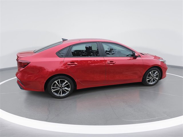 Used 2022 Kia Forte LXS image 6