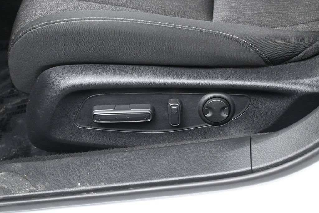 Used 2025 Honda Accord Sport image 12