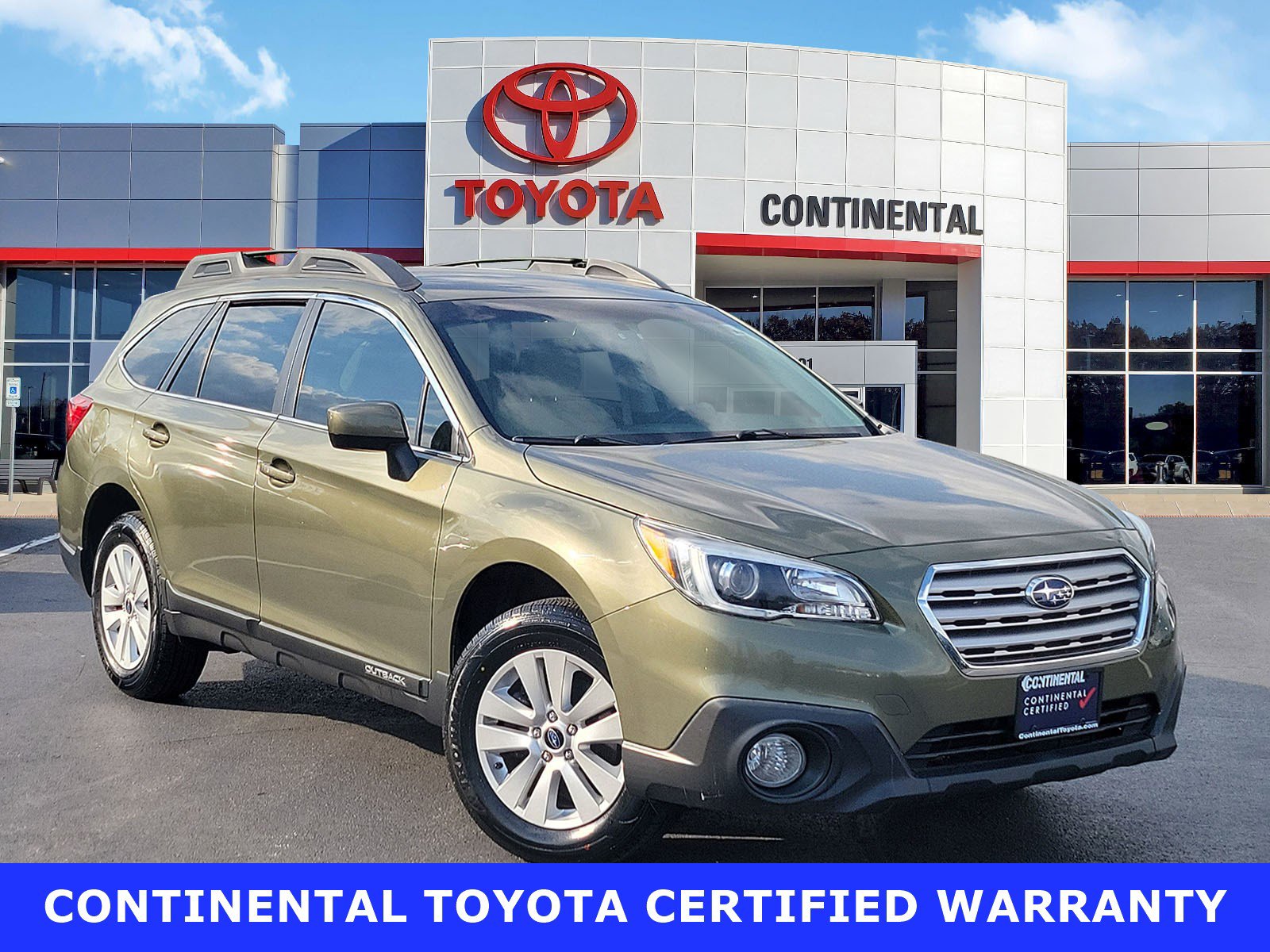 Used 2017 Subaru Outback 2.5i Premium AWD/4WD image 1