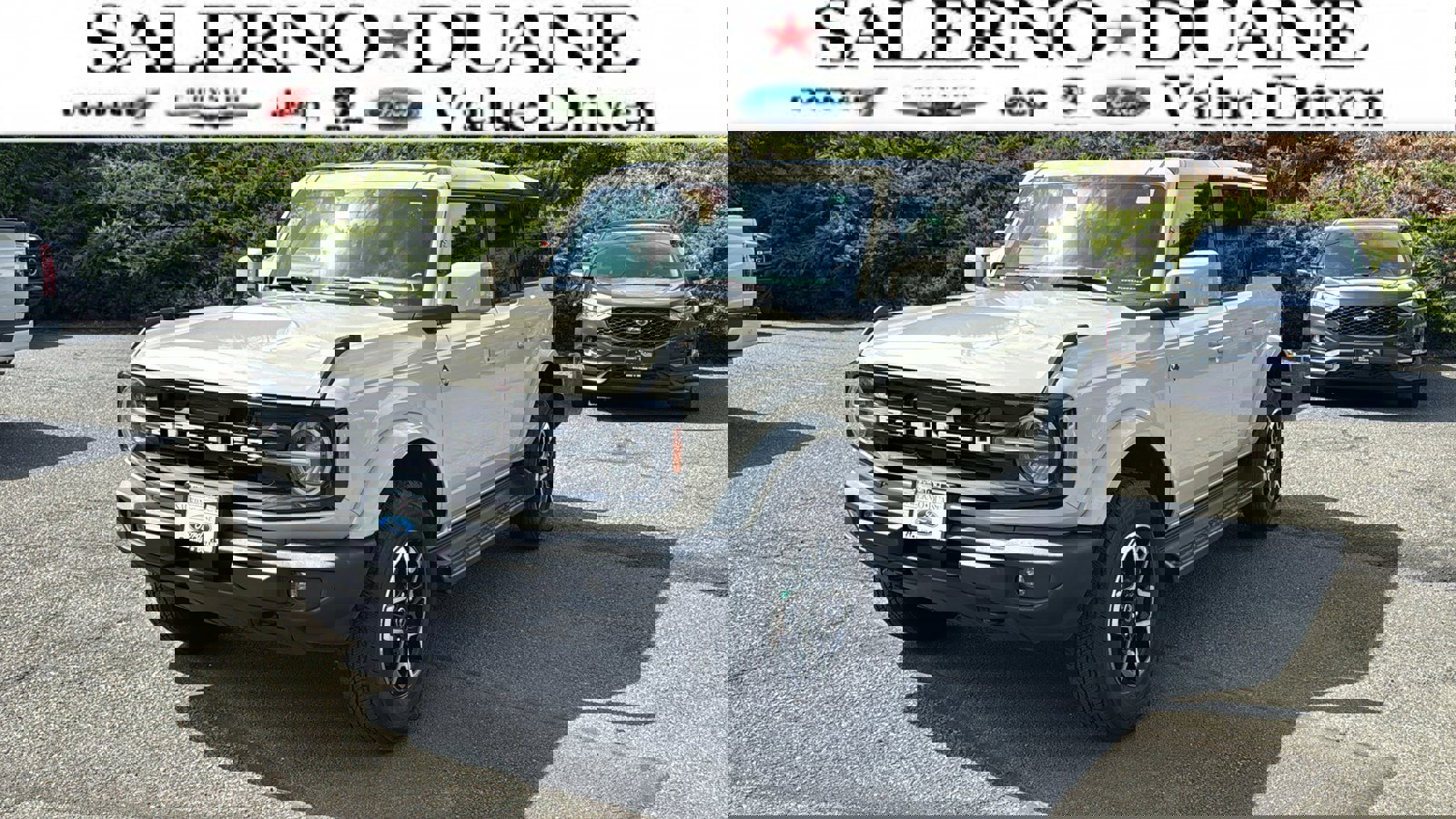 Certified 2025 Ford Bronco Outer Banks image 1