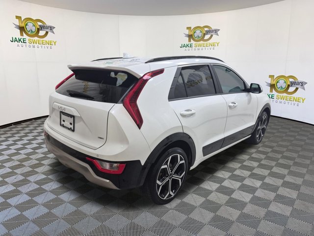 Certified 2024 Kia Niro EX Touring FWD image 10
