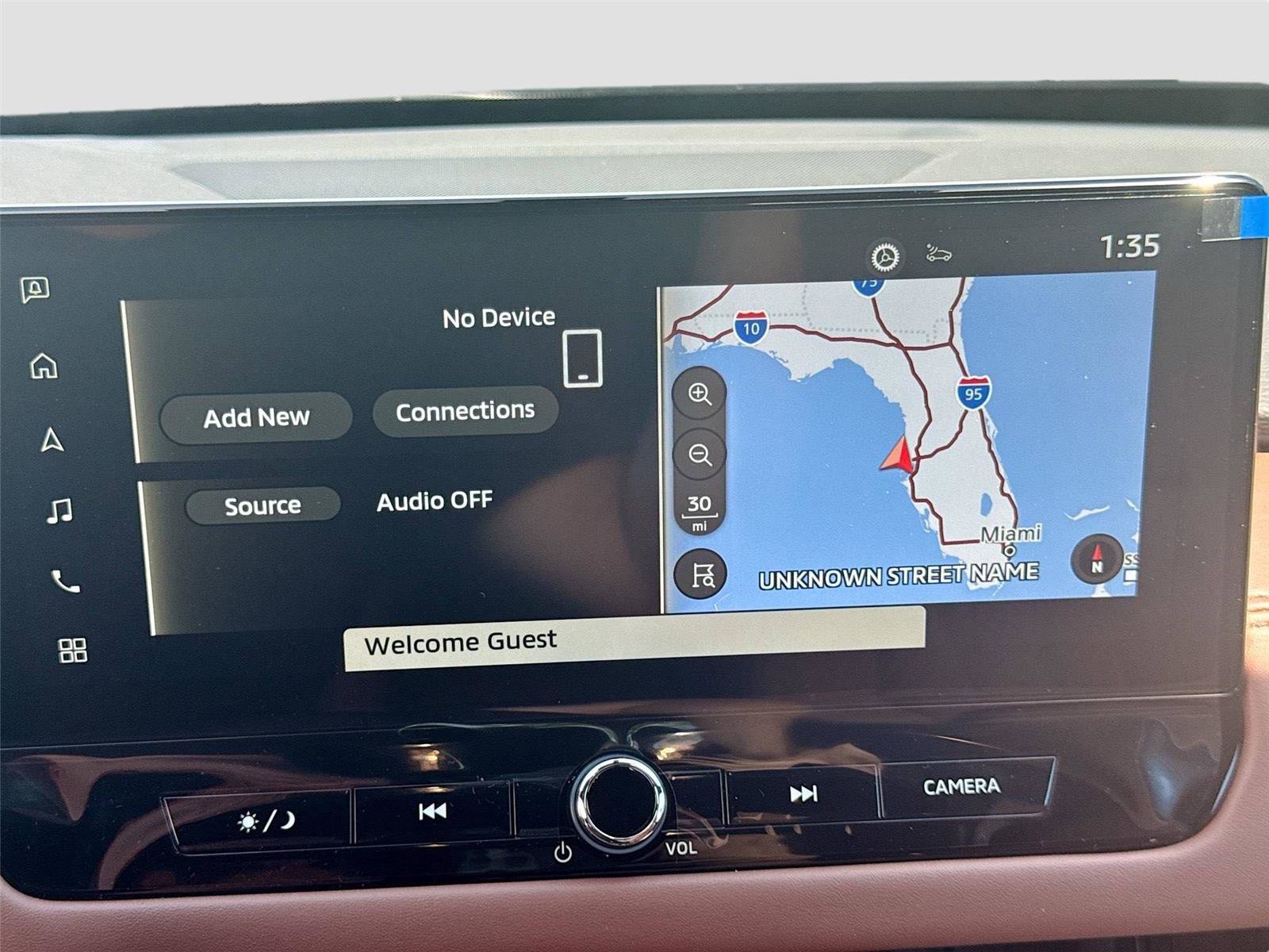 New 2025 Mitsubishi Outlander SEL image 15