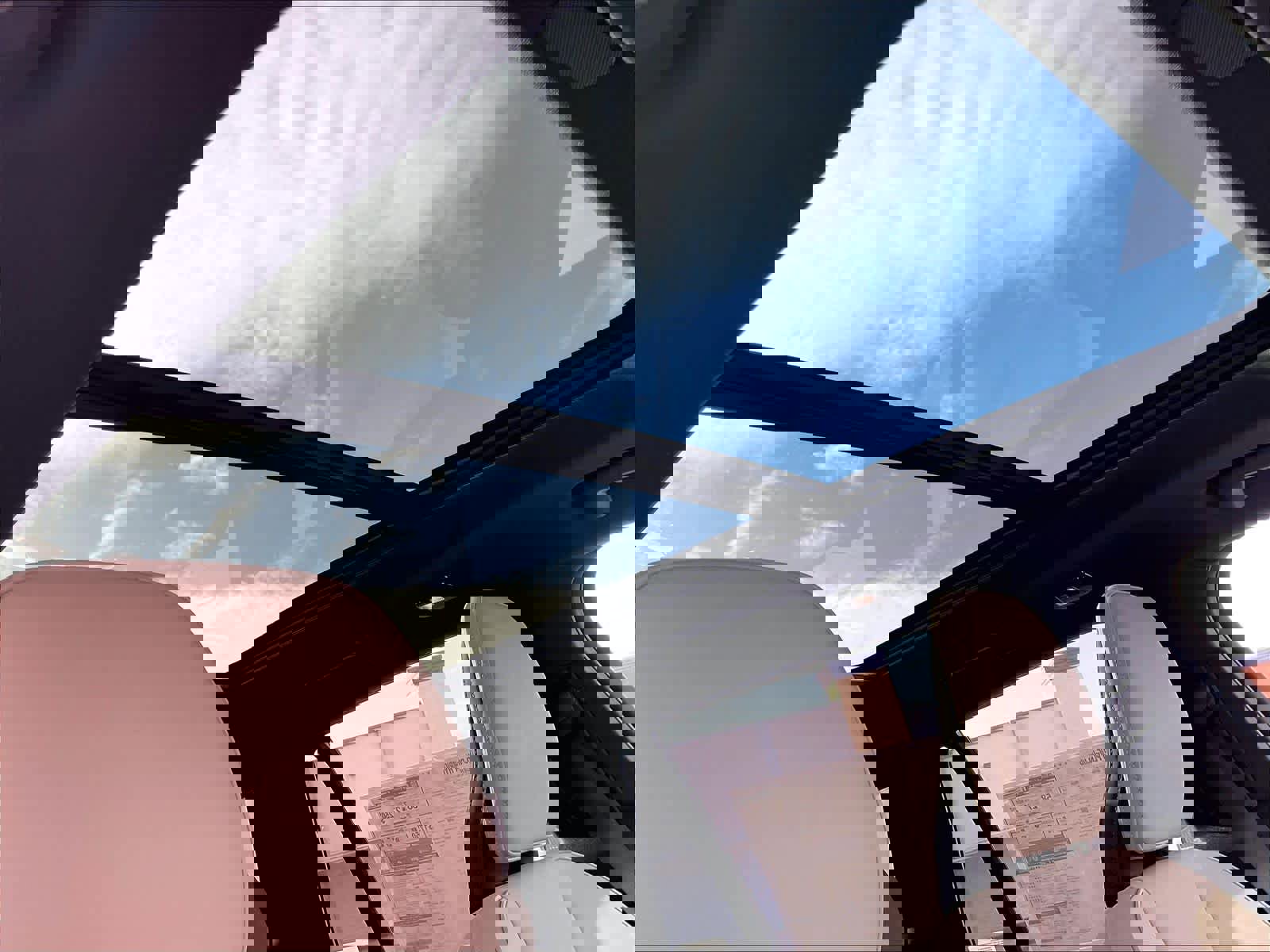 New 2026 Volvo XC90 T8 Plus w/ Protection Package Premier image 30