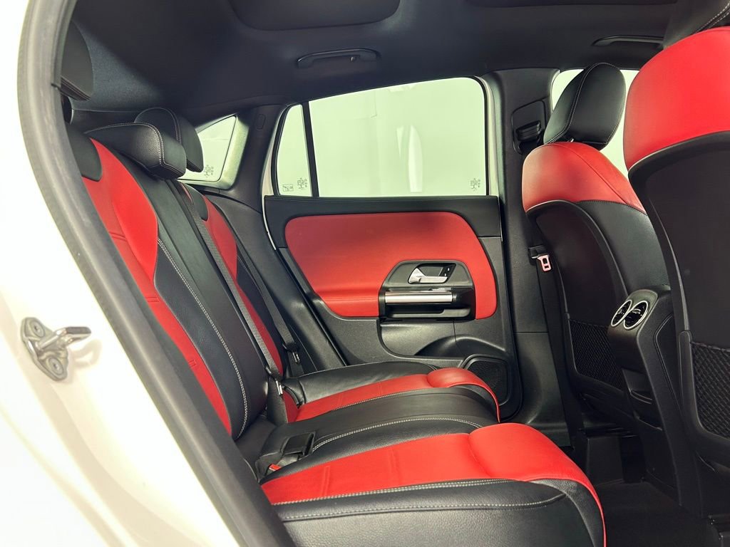 Used 2021 Mercedes-Benz GLA 35 AMG 4MATIC w/ Premium Package image 13