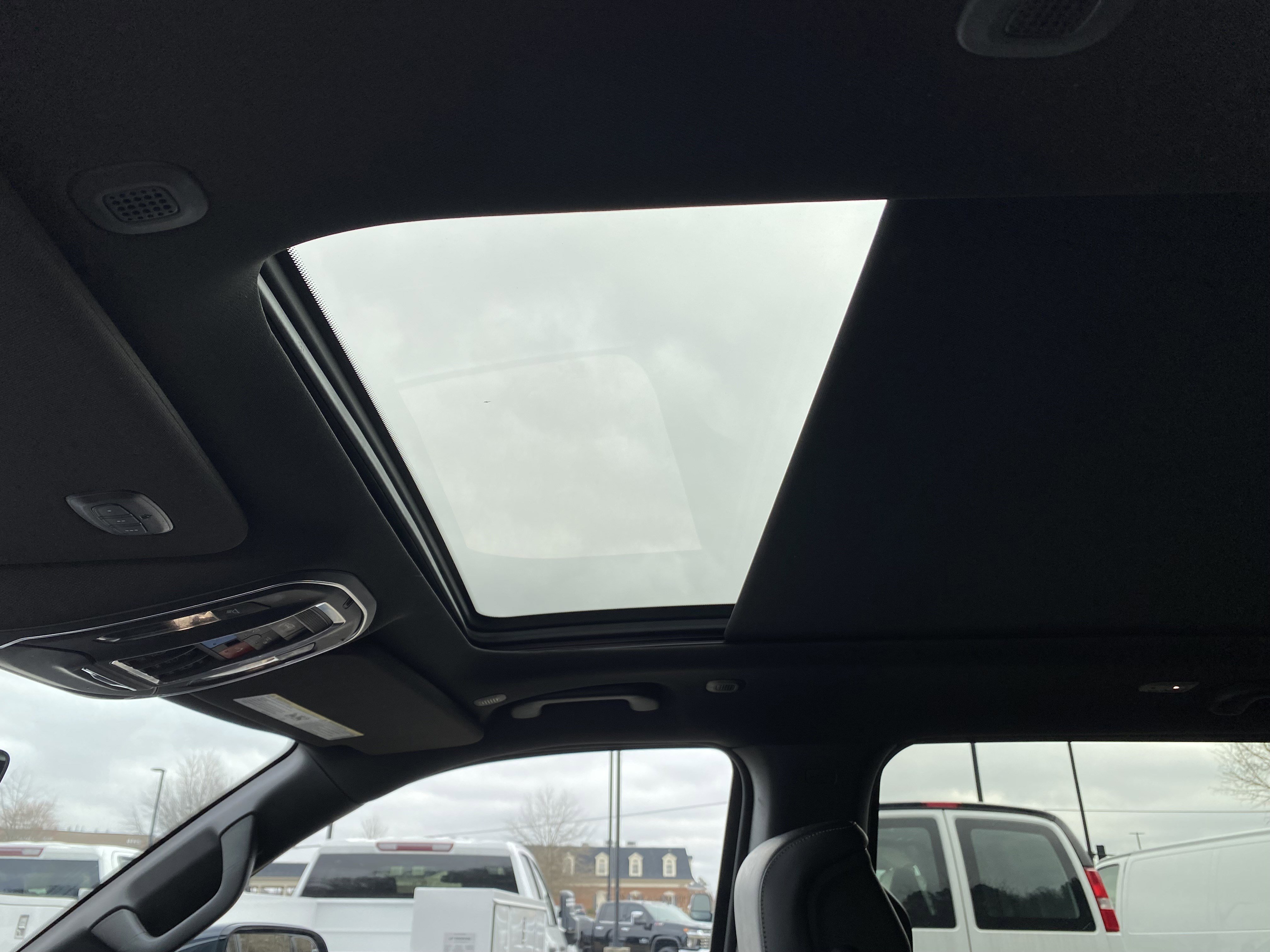 Used 2022 Jeep Wagoneer Series III w/ Premium Group I image 33