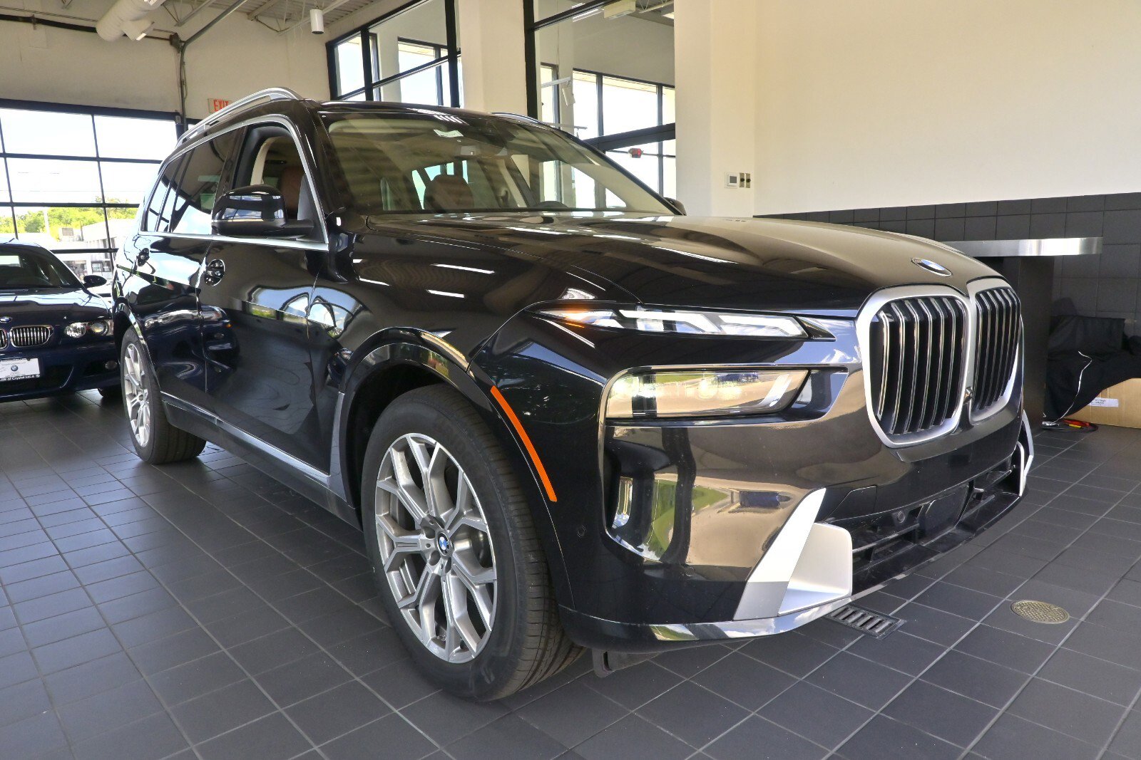 New 2026 BMW X7 xDrive40i video 1