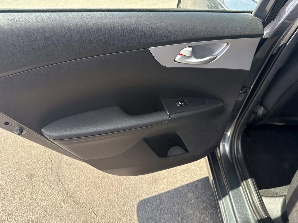 Used 2023 Kia Forte LXS image 14