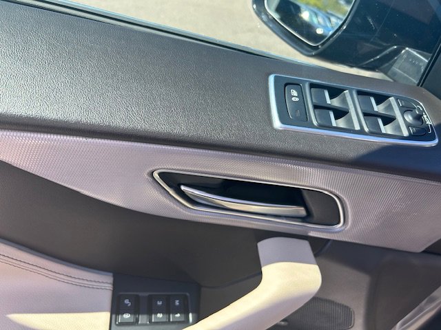 Used 2020 Jaguar F-PACE Prestige image 15