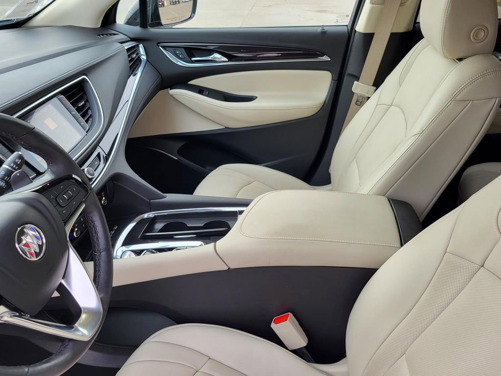 Used 2023 Buick Enclave Essence w/ Sport Touring Edition image 30