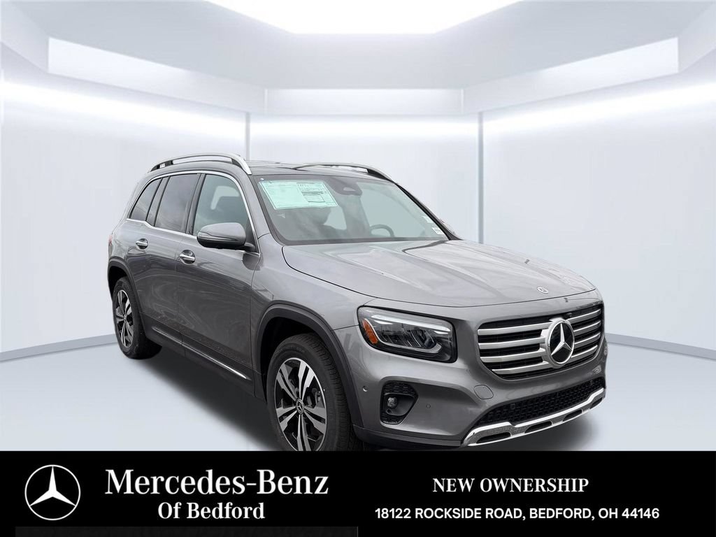 New 2026 Mercedes-Benz GLB 250 4MATIC image 3
