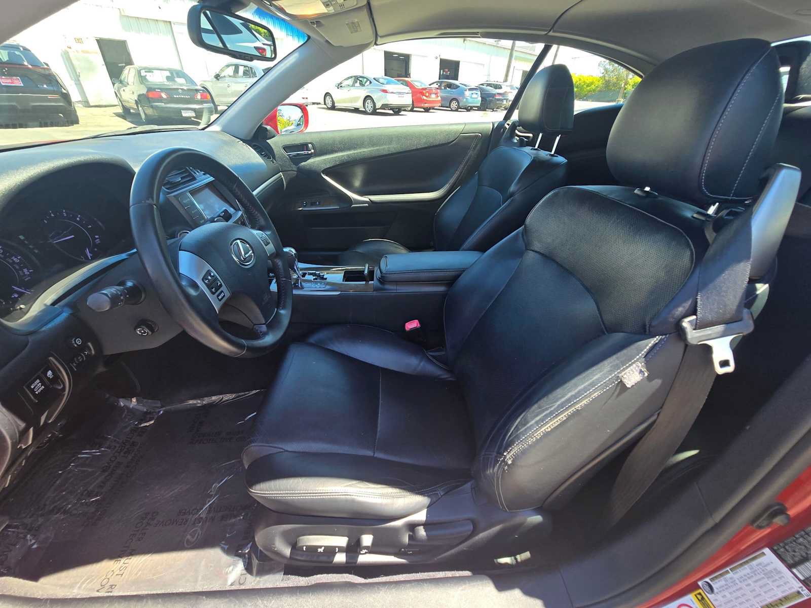 Used 2011 Lexus IS 250C RWD image 17