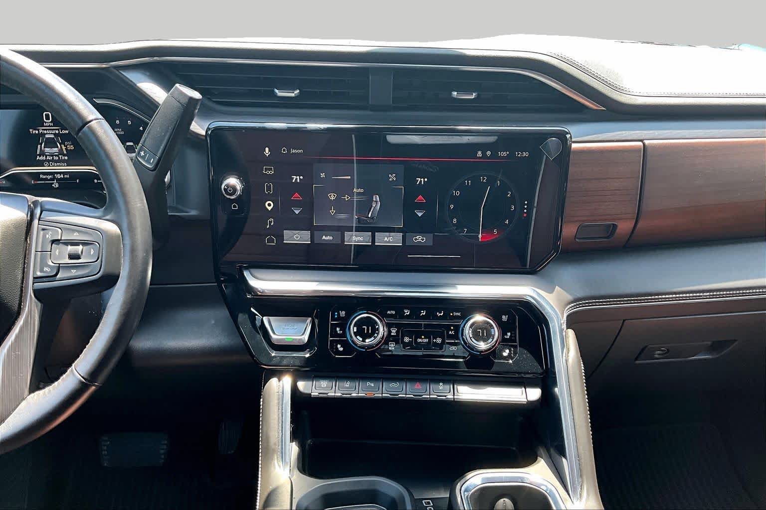 Used 2024 GMC Sierra 3500 Denali Ultimate AWD/4WD image 7