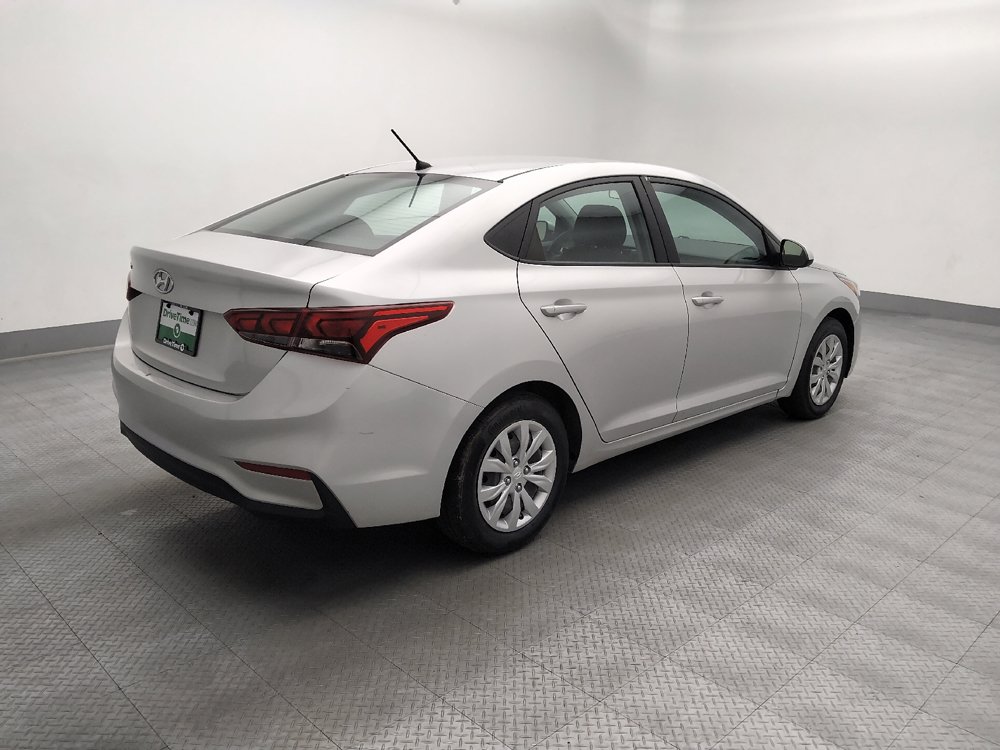 Used 2022 Hyundai Accent SE FWD image 10