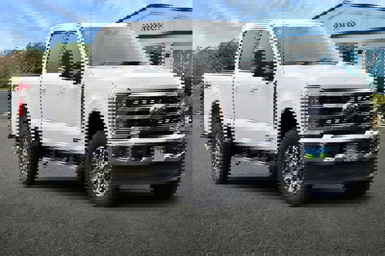 New 2026 Ford F250 Lariat w/ FX4 Off-Road Package image 2