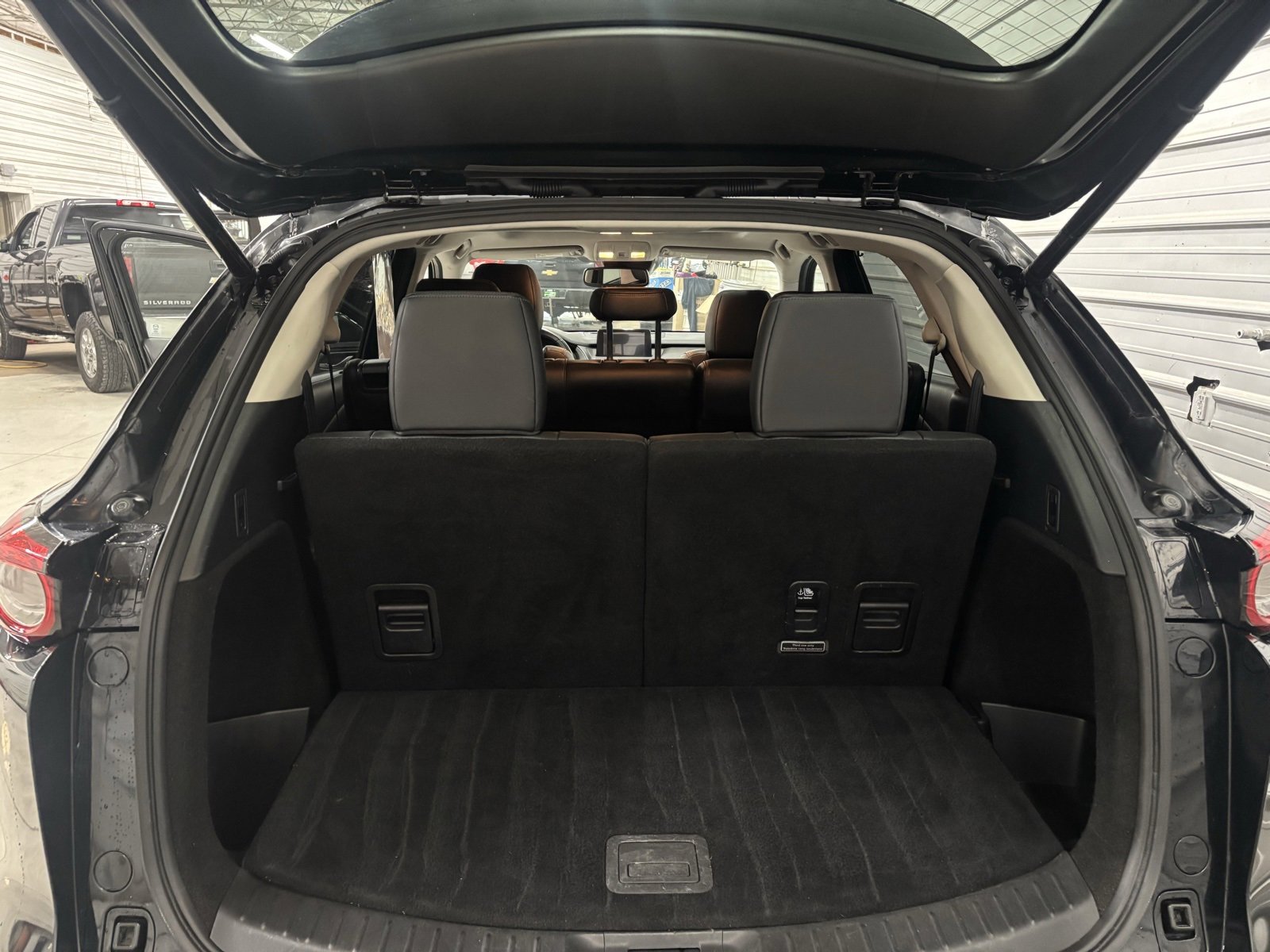 Used 2018 MAZDA CX-9 Touring w/ Touring Premium Package image 36