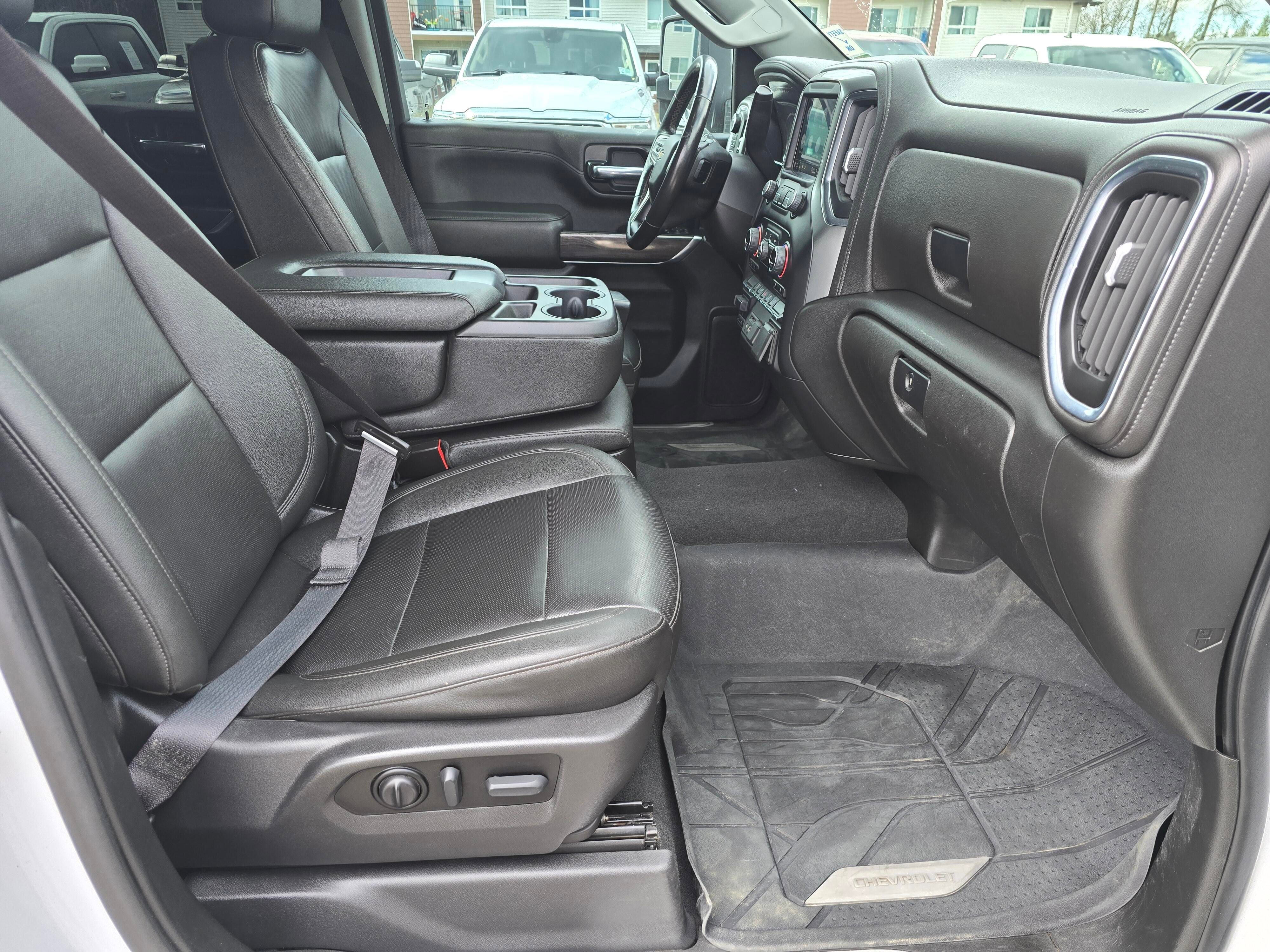 Used 2022 Chevrolet Silverado 3500 LTZ AWD/4WD image 34