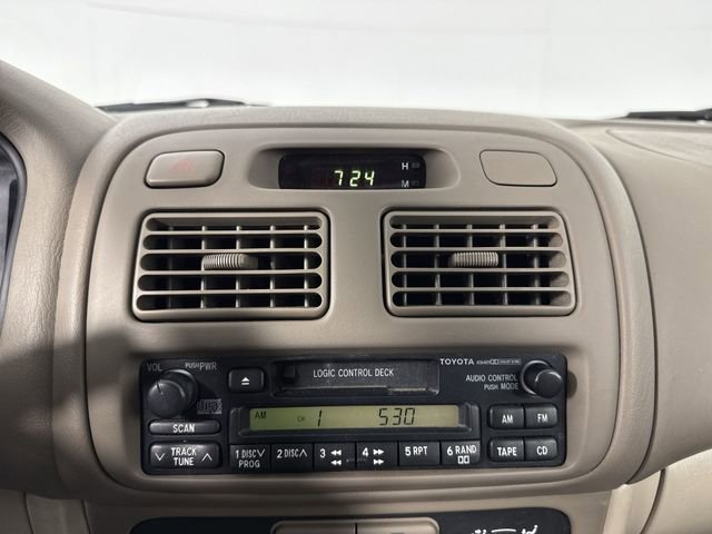 Used 2001 Toyota Corolla CE FWD image 6