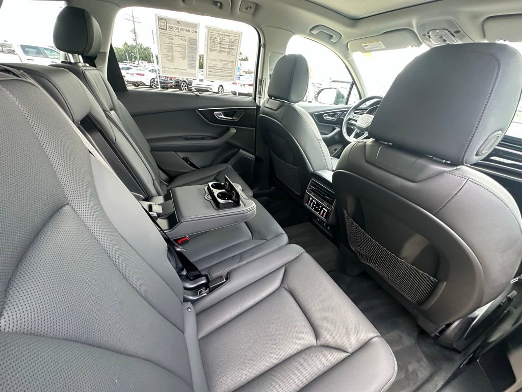 Used 2024 Audi Q7 2.0T Premium Plus w/ Premium Plus Package AWD/4WD image 11