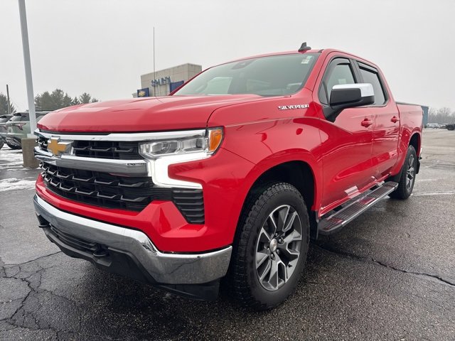 Used 2024 Chevrolet Silverado 1500 LT image 7