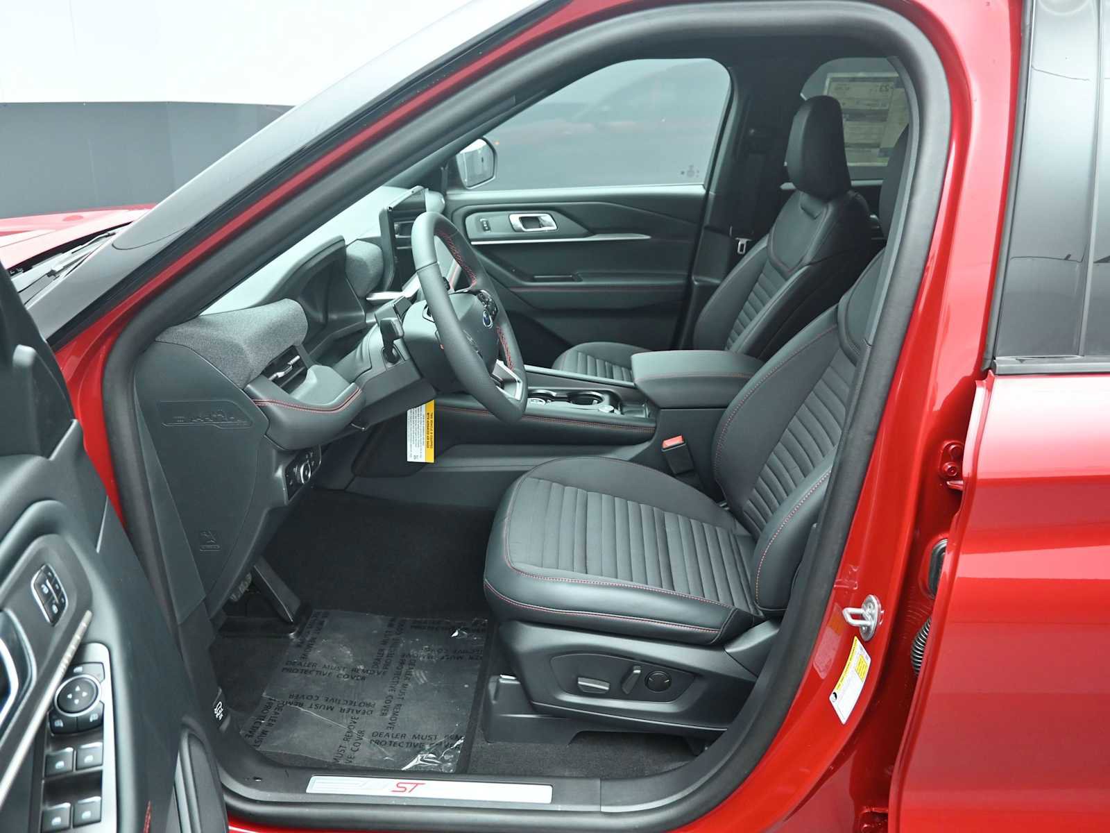 New 2026 Ford Explorer ST-Line w/ ST-Line Street Pack image 15