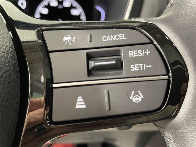 Certified 2025 Honda Pilot Touring image 13