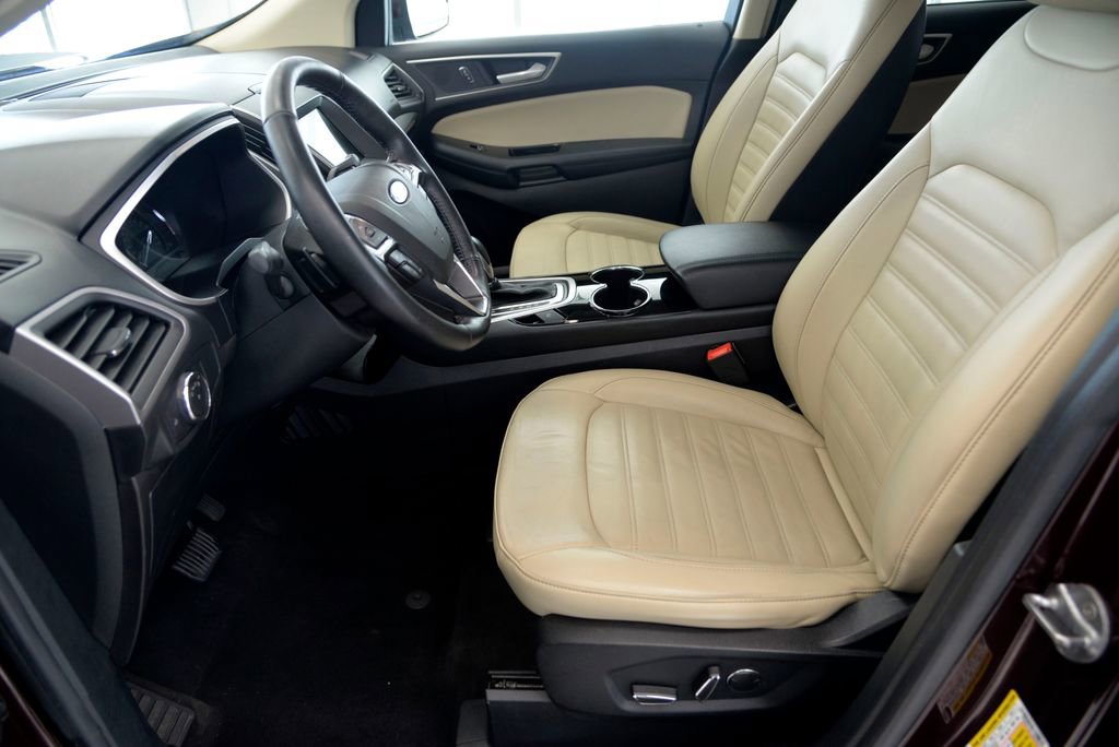 Used 2018 Ford Edge SEL w/ Equipment Group 201A AWD/4WD image 15
