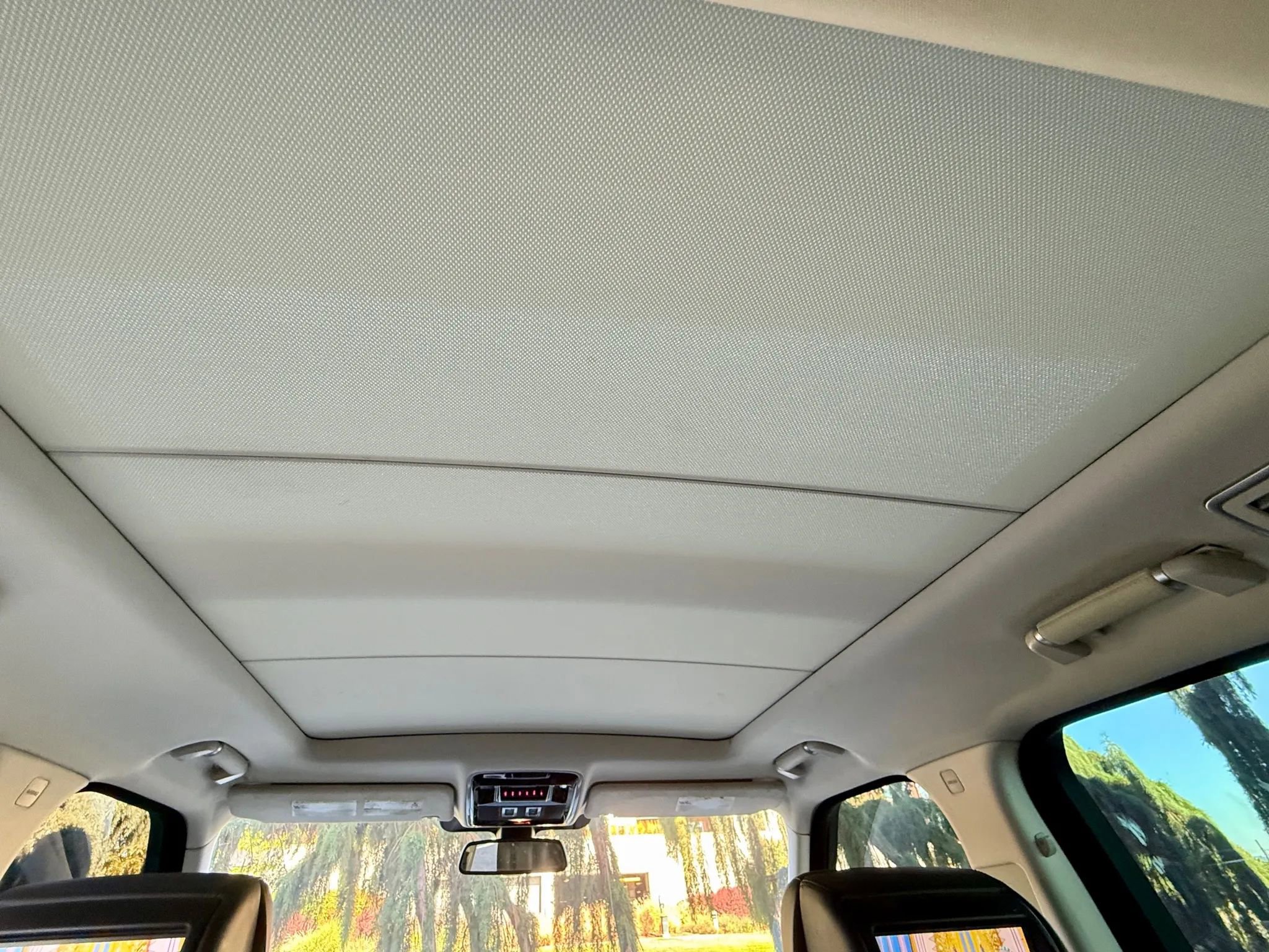 Used 2014 Land Rover Range Rover Supercharged image 98