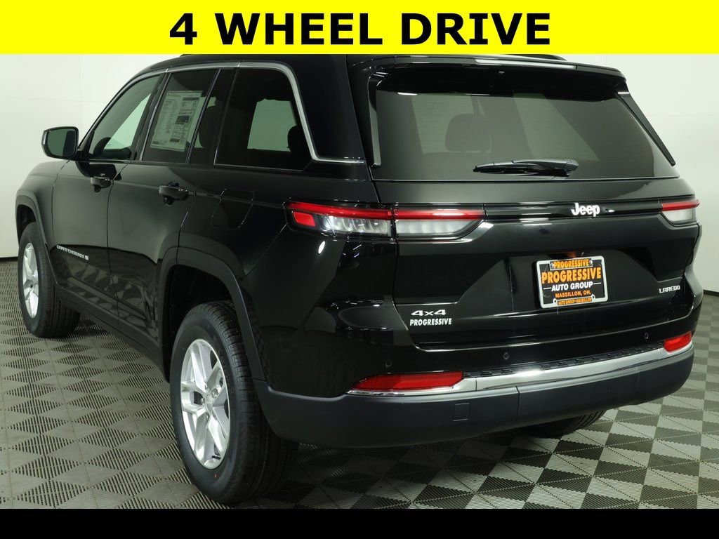 New 2025 Jeep Grand Cherokee Laredo X image 8