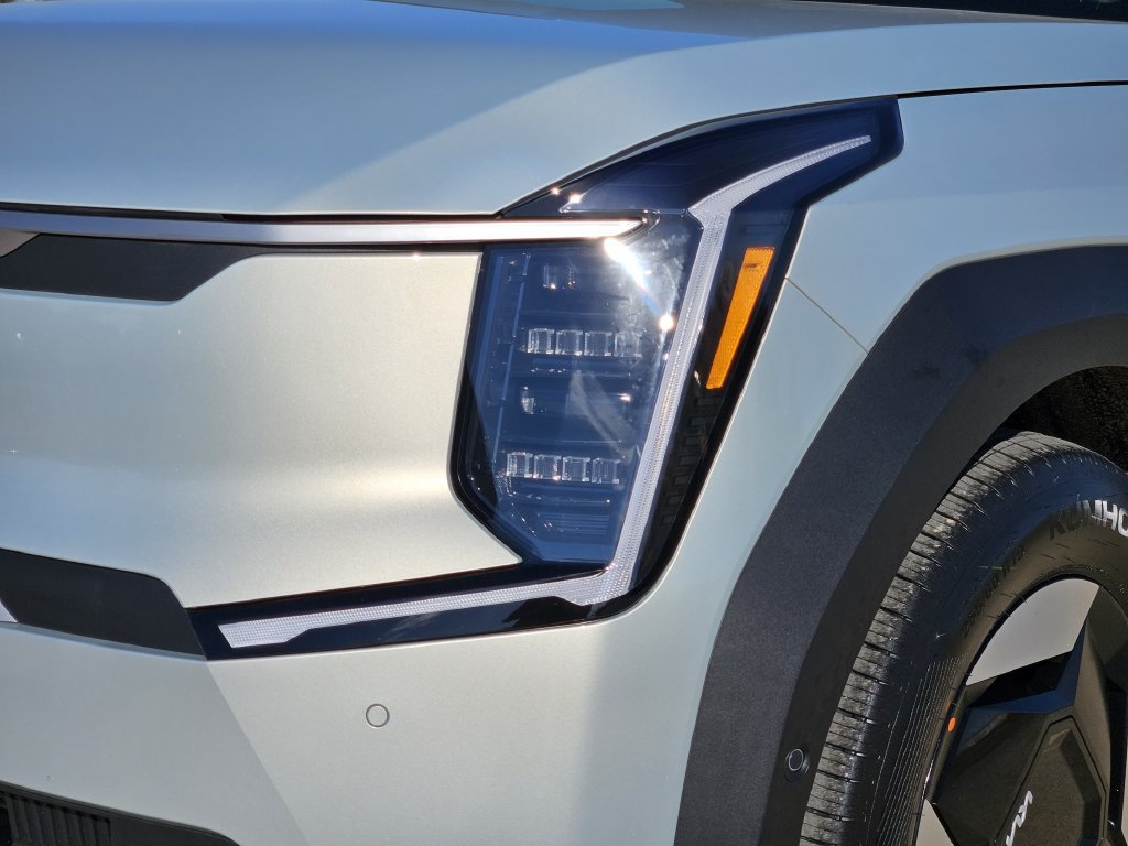 New 2026 Kia EV9 Wind AWD/4WD image 10